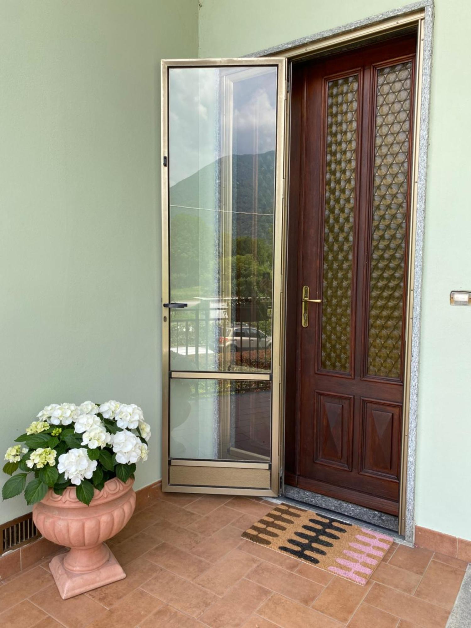 Casa Nello Villa Mergozzo Eksteriør bilde